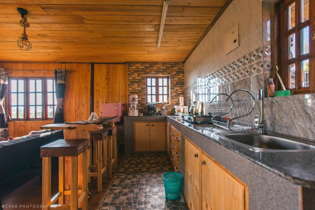 The Wonky House Appartement Timau Buitenkant foto